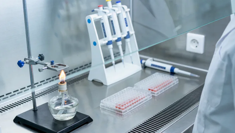 医生与患者沟通ctDNA检测报告