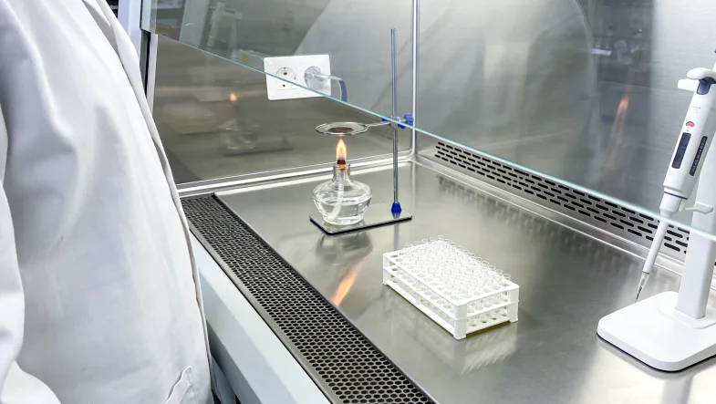 肺癌基因检测报告单局部特写