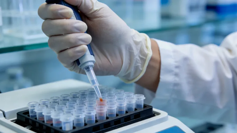 靶向药物像钥匙一样精准作用于ALK靶点